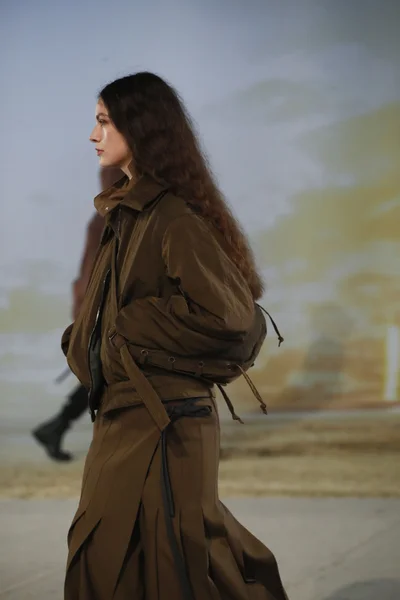 Look 46